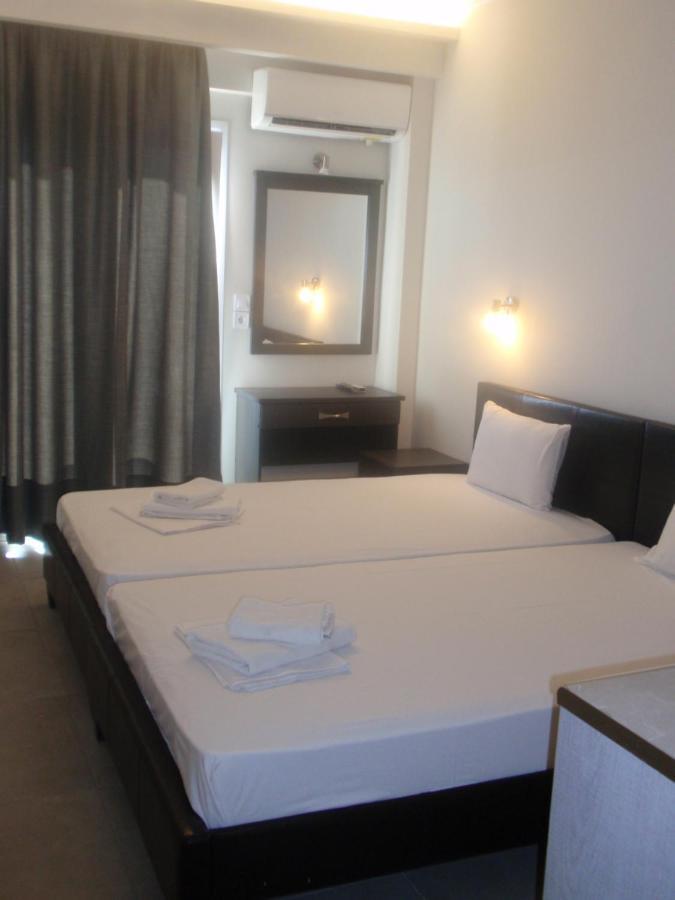 Hotel Banbus Loutrá Edipsoú Eksteriør bilde