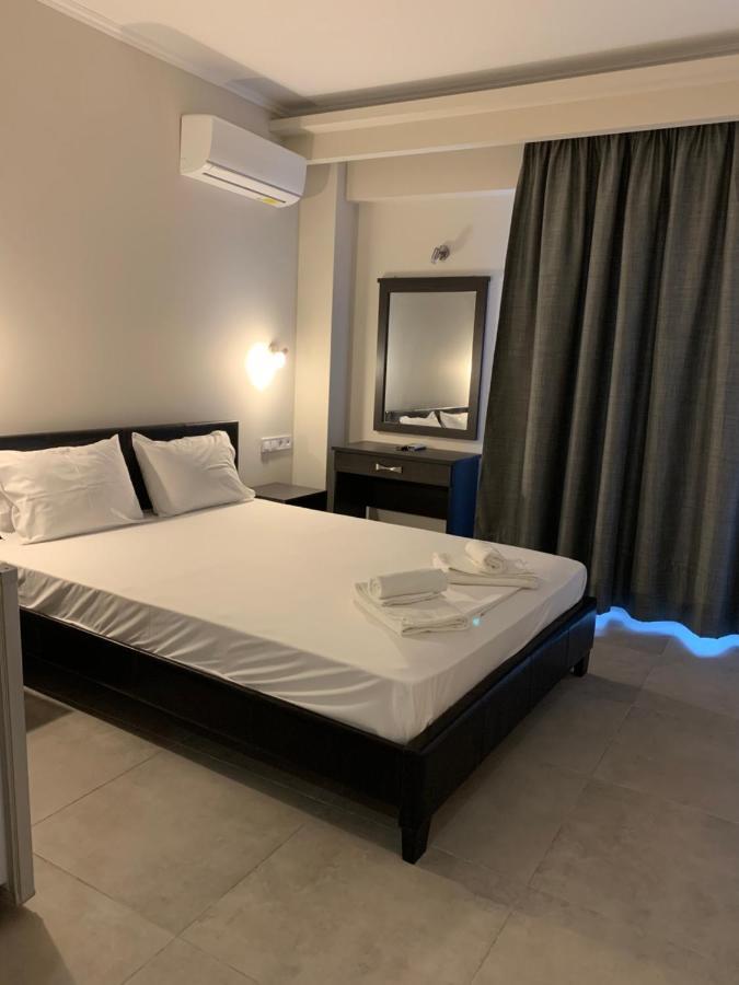 Hotel Banbus Loutrá Edipsoú Eksteriør bilde