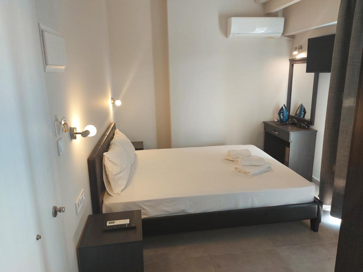Hotel Banbus Loutrá Edipsoú Eksteriør bilde