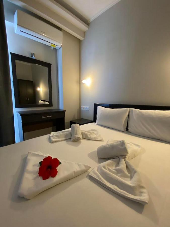 Hotel Banbus Loutrá Edipsoú Eksteriør bilde