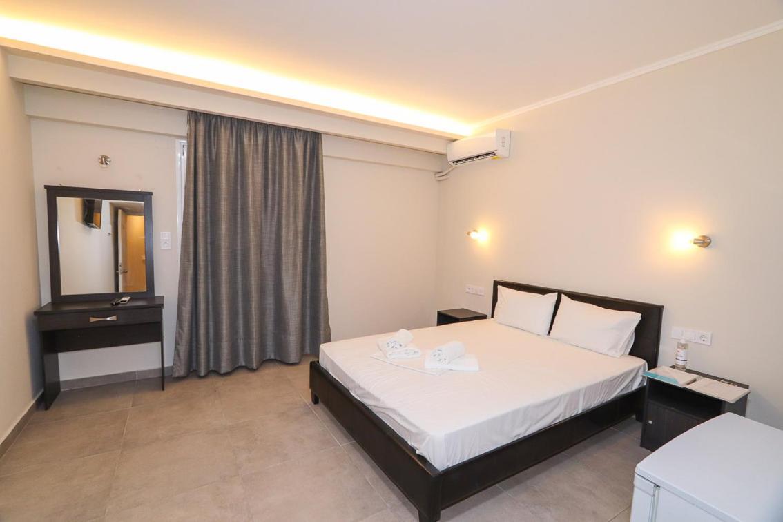 Hotel Banbus Loutrá Edipsoú Eksteriør bilde